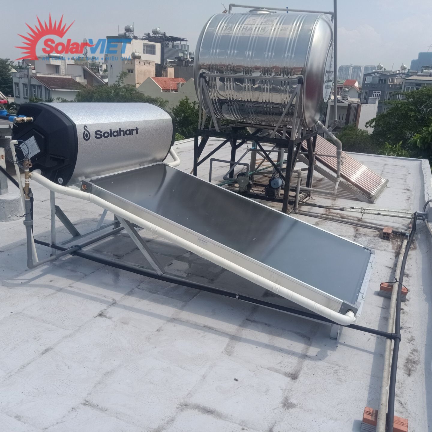 Read more about the article Máy nước nóng Solahart 180L – Bồn nhập khẩu lắp đặt tại Thảo Điền Quận 2